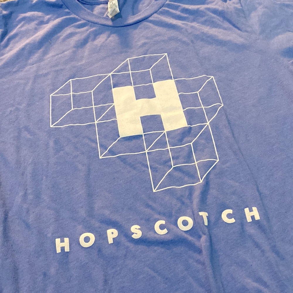 Hopscotch Graphic Tee Size Medium Gender Neutral Cotton Polyester Blend